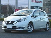 日産 ノート 1200cc 1.2 e-POWER メダリスト メモリーナビ　全周囲モニター　ETC2.0