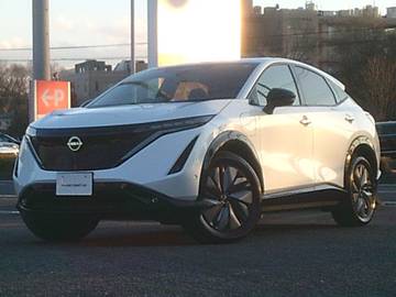 B6 e-4ORCE 4WD 試乗車アップ コネクトナビ 電動サンルーフ