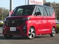 日産 ルークス 660cc 660 ハイウェイスターGターボ プロパイロット エディション 4WD メモリーナビ　シートヒーター　SOSコール