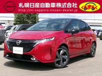 日産 ノートオーラ 1200cc 1.2 G FOUR レザーエディション 4WD レザーシート