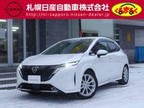 日産 ノートオーラ 1200cc 1.2 G FOUR 4WD 社外メモリーナビゲーション