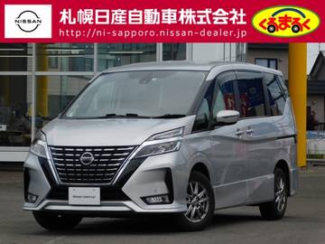 セレナ 2.0 ハイウェイスター V 4WD プロパイロット　大型ナビ　地デジ　LED