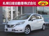 日産 ノート 1200cc 1.2 e-POWER メダリスト FOUR 4WD 社外メモリーナビゲーション