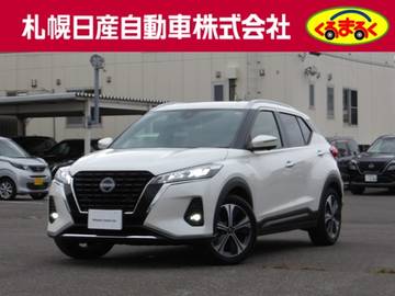 1.2 X FOUR (e-POWER) 4WD 当社社用車アップ　大型ナビゲーション