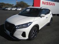 日産 キックス 1200cc 1.2 X ツートーン インテリアエディション (e-POWER) 新春初売り