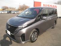 日産 セレナ 1400cc 1.4 e-4ORCE ハイウェイスターV 4WD ホットプラスパッケージ