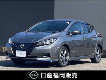 e+ X ワンオーナー　純正9インチナビ