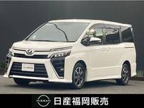 トヨタ ヴォクシー 2000cc 2.0 ZS 10インチ純正ナビ　12.1インチ後席モニター