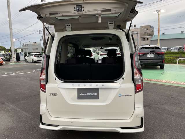 複数画像32