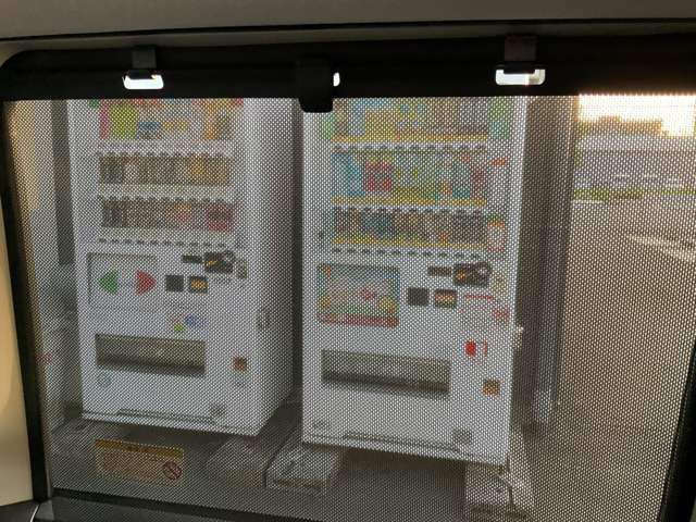 複数画像64