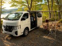 日産 キャラバン 2400cc 2.4 グランド プレミアムGX ロングボディ ディーゼルターボ 4WD オグショー仕様　車中泊　ベッドキット