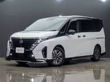 日産 セレナ 1400cc 1.4 e-POWER ルキシオン AWINエアロ　純12.3ナビ