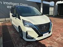 日産 セレナ 1200cc 1.2 e-POWER ハイウェイスター V 7インチナビ ETC 新品夏タイヤ 寒冷地仕様