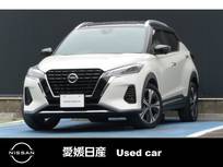 日産 キックス 1200cc 1.2 X ツートーン インテリアエディション (e-POWER) 前席シートヒーター　ステアリングヒーター