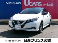 日産 リーフ G 日産純正メモリーナビ装備