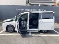 日産 セレナ 2000cc 2.0 XV 送迎タイプ 助手席スライドアップシート・左側オートス