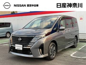 セレナ 1.4 e-4ORCE ハイウェイスターV 4WD 弊社試乗使用社有車　ドライブレコーダー連