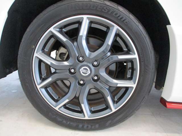 琉球日産自動車株式会社 豊崎店 沖縄県 セレナ 日産の在庫詳細から中古車を探す 日産公式中古車検索サイト