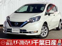 日産 ノート 1200cc 1.2 e-POWER メダリスト FOUR 4WD 初売り　特　選　車　　　純正メモリーナビ