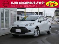 トヨタ アクア 1500cc 1.5 X E-Four 4WD 全方位モニター　クルーズコントロール