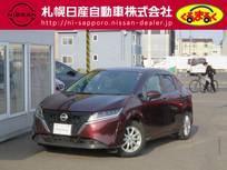 日産 ノート 1200cc 1.2 X FOUR 4WD 衝突軽減ブレーキ　ディスプレイオーディオ