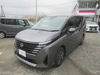 日産 セレナ 1400cc 1.4 e-POWER XV