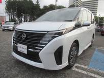 日産 セレナ 1400cc 1.4 e-POWER ハイウェイスターV 後席モニター・プロパイロット