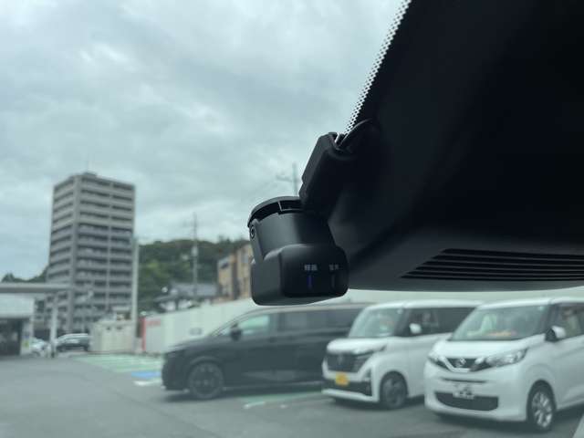 複数画像32