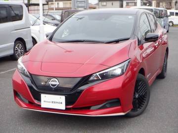 e+ X 当社登録使用車　後席ヒ-タ-　充電ケ-ブル