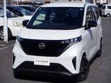 日産 サクラ X 試乗車UP　充電ケーブル　メモリーナビ