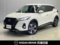 日産 キックス 1200cc 1.2 X FOUR ツートーン インテリアエディション(e-POWER) 4WD 当社試乗車アップ・純正9インチSDナビ・全