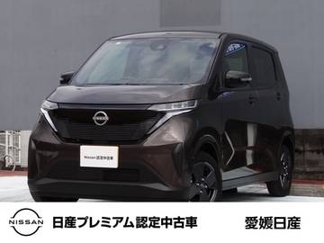 サクラ X オートハイビーム　アラウンドビュー