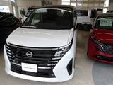 日産 セレナ 1400cc 1.4 e-4ORCE ハイウェイスターV 4WD オーディオレス・防水シート・インテリジェ