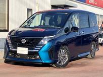 日産 セレナ 1400cc 1.4 e-POWER ルキシオン 当社社用車UP　衝突被害軽減ブレーキ