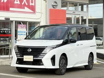 1.4 e-4ORCE ハイウェイスターV 4WD 試乗車UP　12.3インチコネクトナビ