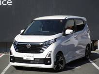 日産 デイズ 660cc 660 ハイウェイスターGターボ 試乗車　ナビ&AVM・ETC・ドラレコ