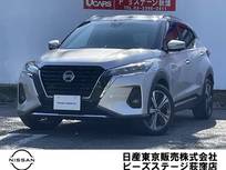 日産 キックス 1200cc 1.2 X FOUR (e-POWER) 4WD 純正大型画面ナビアラウンドビューモニター