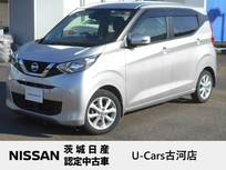 日産 デイズ 660cc 660 X 純正9インチメモリーナビ　DVD　CD