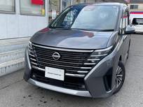 日産 セレナ 1400cc 1.4 e-POWER ハイウェイスターV プロパイロット/アラウンドビューモニター/