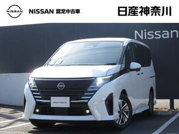 セレナ 1.4 e-POWER ルキシオン プロパイロット・メモリーナビ・後席モニタ