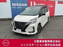 日産 セレナ 2000cc 2.0 ハイウェイスター V プロパイロット　後席モニター