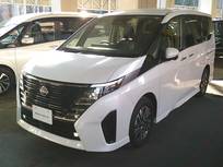 日産 セレナ 1400cc 1.4 e-POWER ルキシオン 当社展示試乗車NコネクトナビプロパイETC