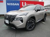 日産 エクストレイル 1500cc 1.5 G e-4ORCE 4WD パノラミックガラスルーフ/ナッパレザーシ