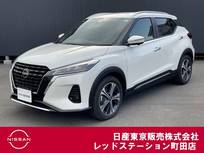 日産 キックス 1200cc 1.2 X FOUR ツートーン インテリアエディション(e-POWER) 4WD ブラウン内装　試乗車