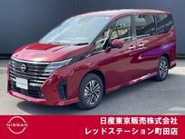 日産 セレナ 1400cc 1.4 e-4ORCE ハイウェイスターV 4WD 試乗車　プロパイロット