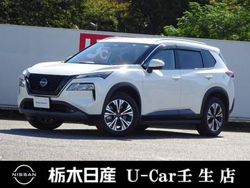 エクストレイル 1.5 X e-4ORCE 4WD プロパイロット　被害軽減ブレーキ　7人乗