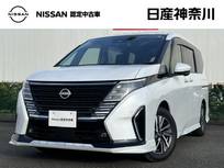 日産 セレナ 1400cc 1.4 e-POWER ハイウェイスターV メーカーオプションナビ　プロパイロット