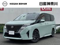 日産 セレナ 2000cc 2.0 ハイウェイスターV 元展示・試乗車　大画面ディスプレイ