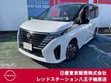 日産 セレナ 1400cc 1.4 e-4ORCE ハイウェイスターV 4WD 純正ナビTV　プロパイロット