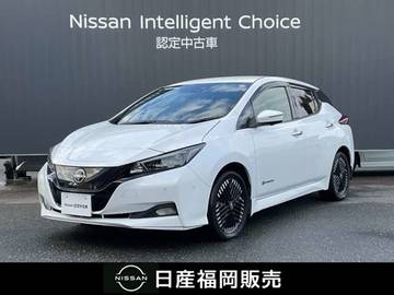e+ G ワンオーナー　メーカーナビ　インテリキー